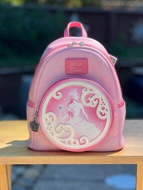 Loungefly Wicked Glinda Mini Backpack Entertainment Earth Exclusive NWT